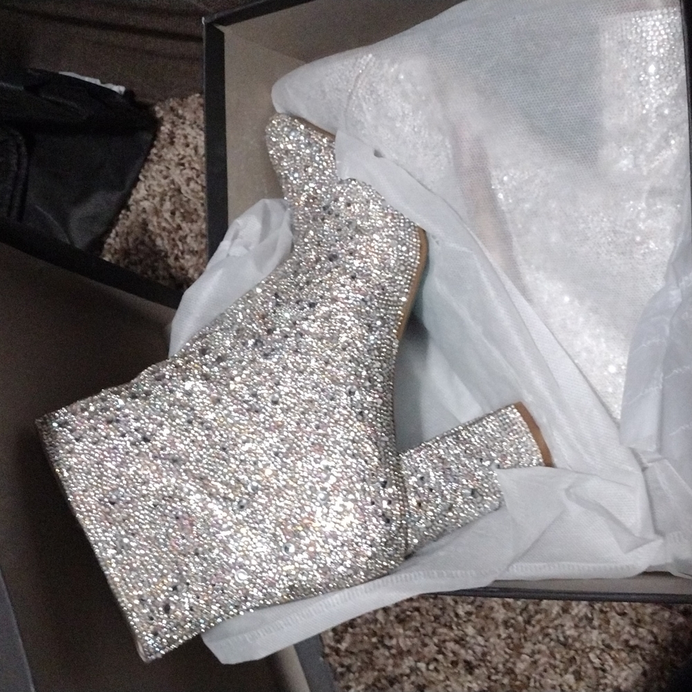 Betsey Johnson Cady